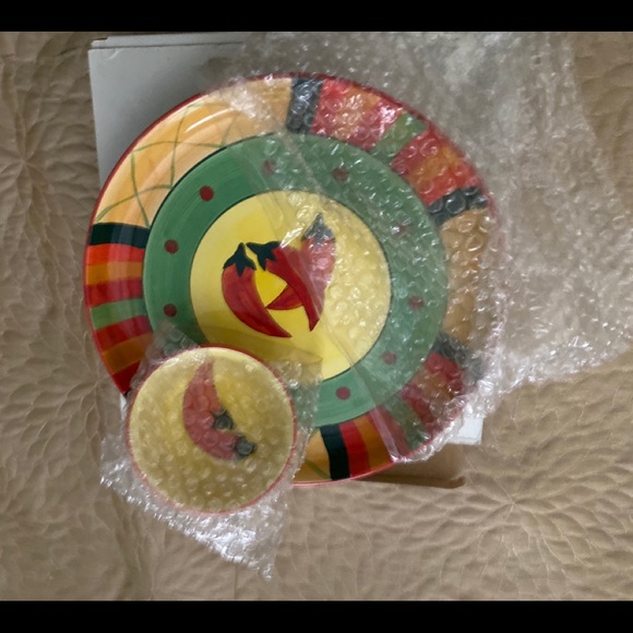 COPY - 🎁Fiesta  chip & dip dish set - Picture 2 of 4